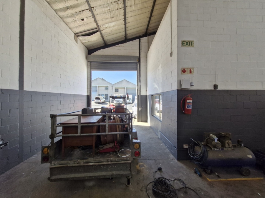 Commercial Property for Sale in Okavango Park Western Cape